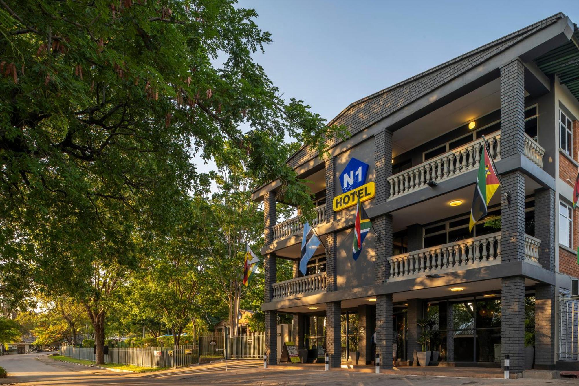 N1 Hotel & Campsite Водопад Виктория Экстерьер фото