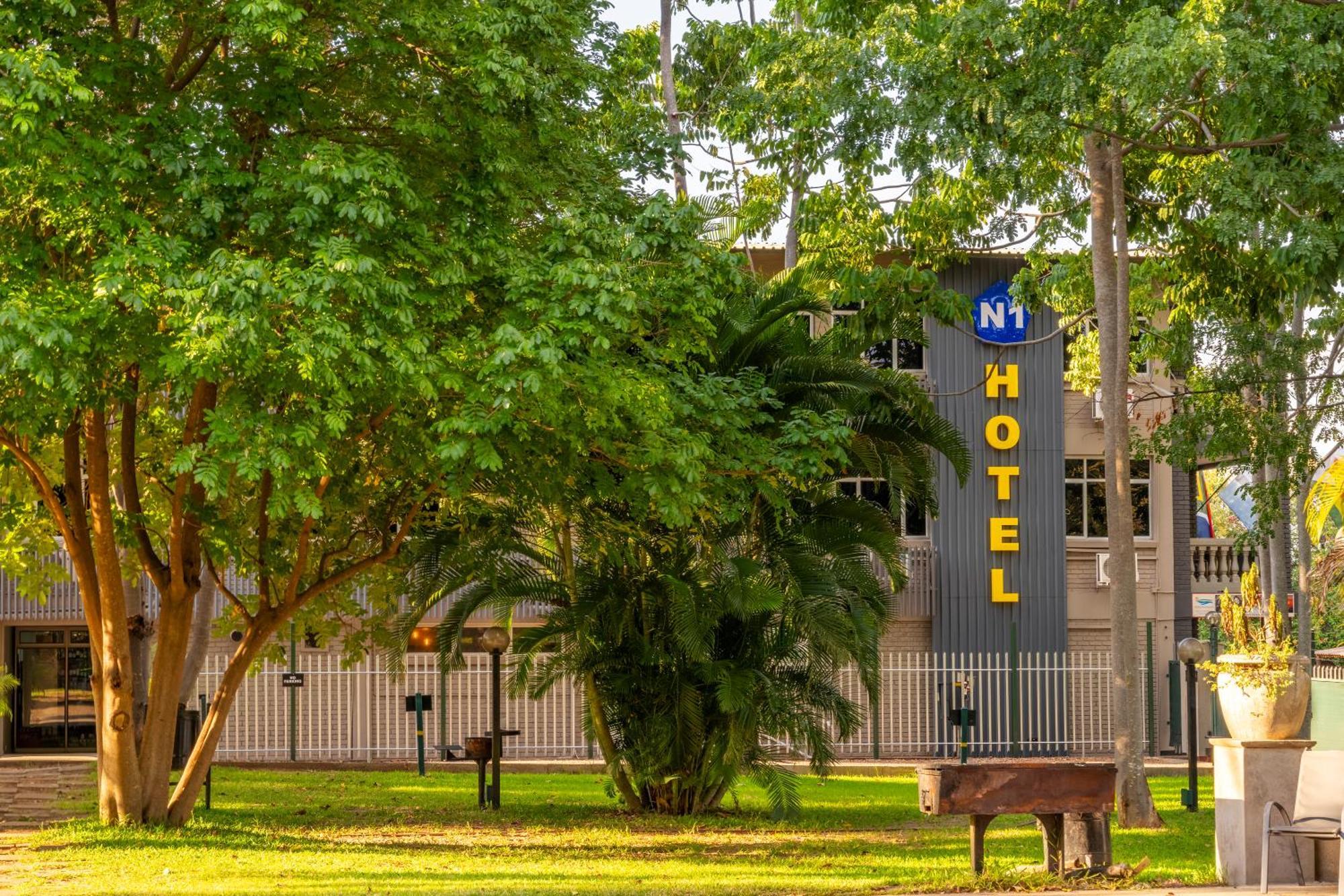 N1 Hotel & Campsite Водопад Виктория Экстерьер фото