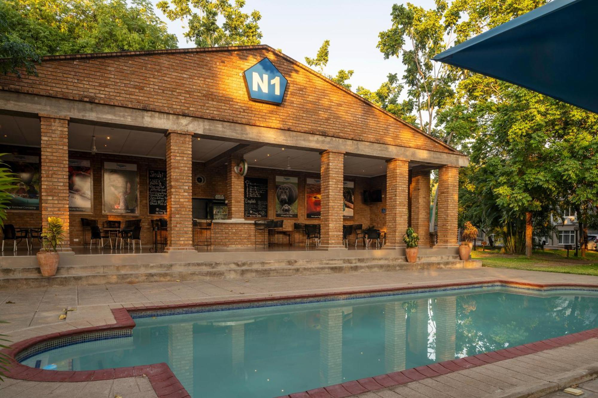N1 Hotel & Campsite Водопад Виктория Экстерьер фото